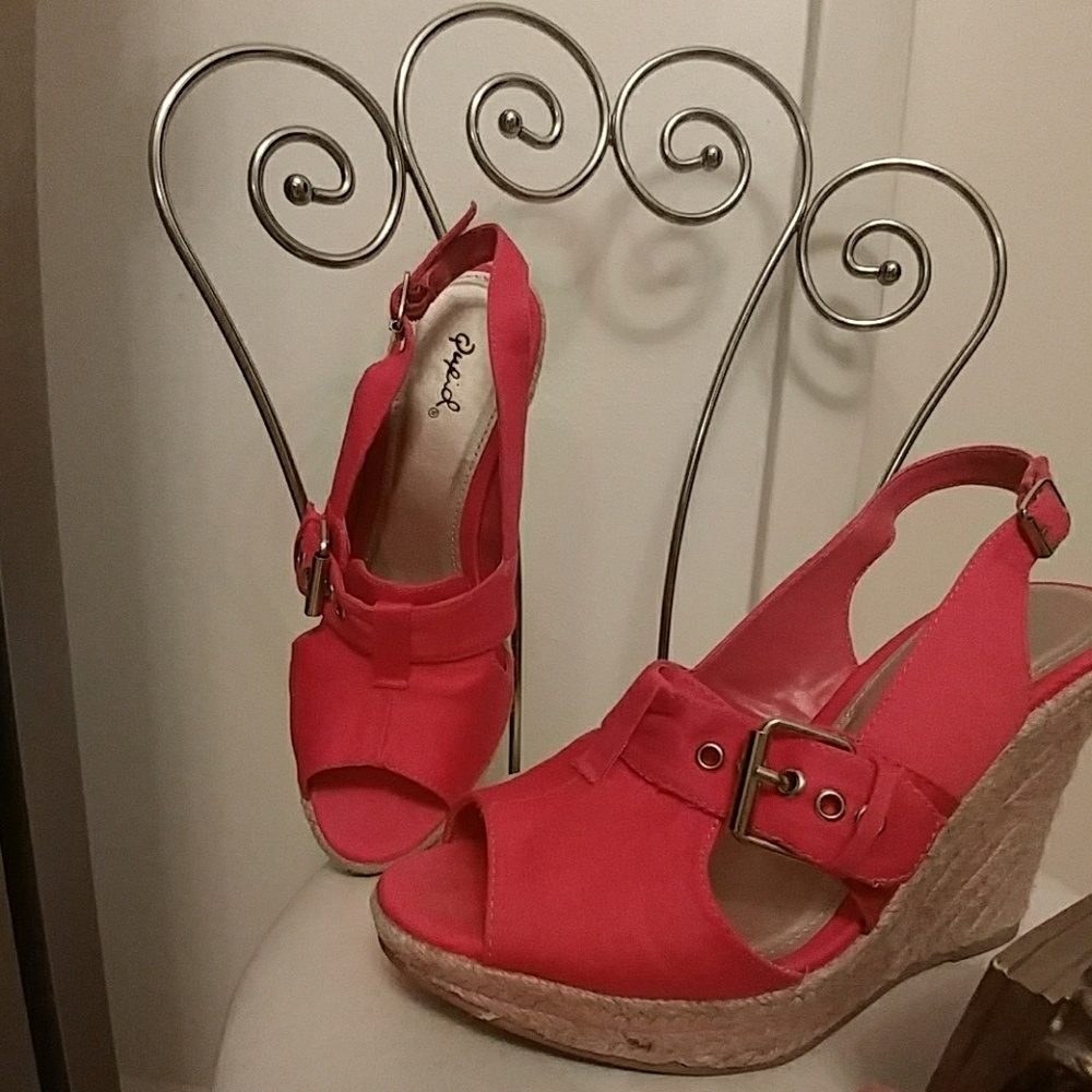 Qupid hot pink platforms